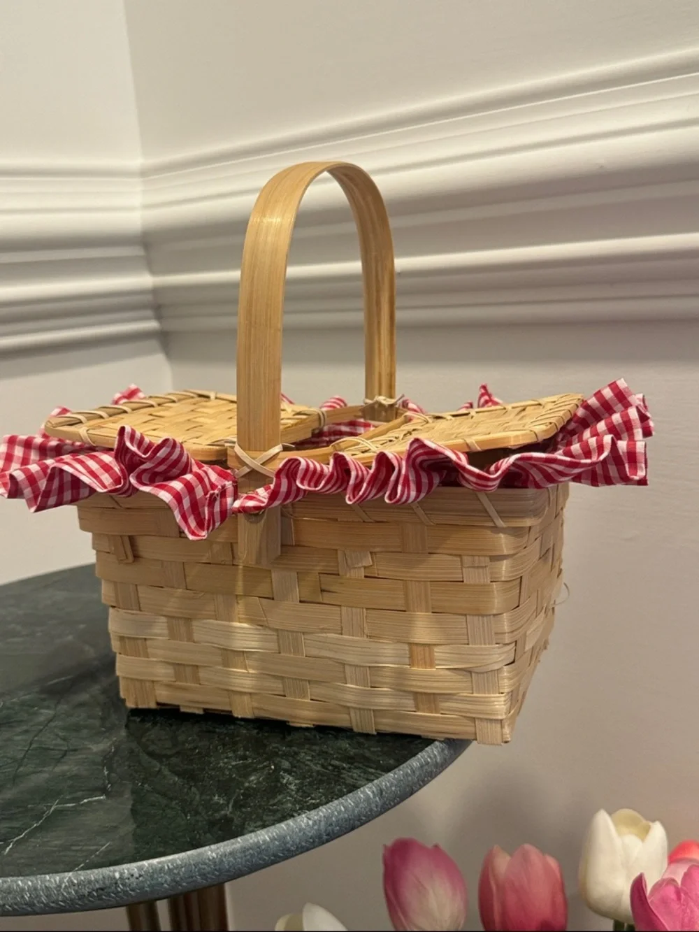 Teenyyou Mini Picnic Basket, Costume Accessory, Small Gingham Picnic Hamper